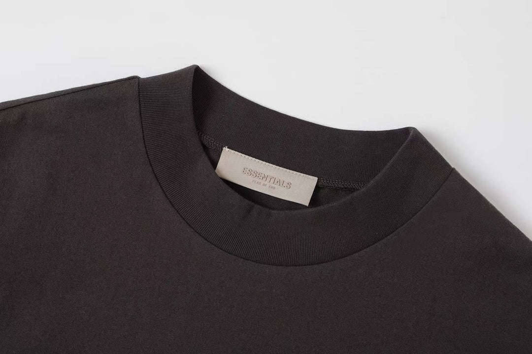 Essential 1977 Short/Shirt Set